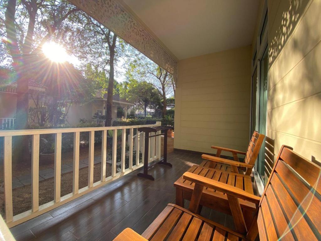 Ruen Maihom Riverside Cottage Канчанабури Екстериор снимка