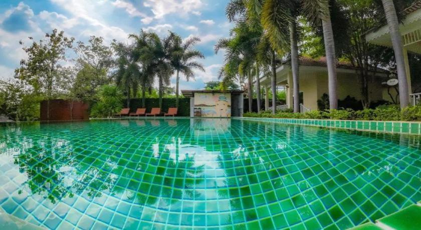 Ruen Maihom Riverside Cottage Канчанабури Екстериор снимка
